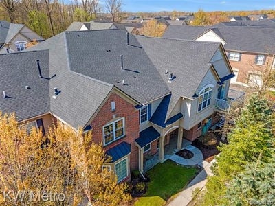 /international/us/47592-pembroke-drive-canton-twp-mi-110107586995/