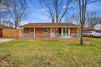 /international/us/2212-w-capri-avenue-joliet-il-110106763717/