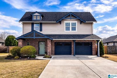 /international/us/8045-caldwell-drive-trussville-al-110106229675/