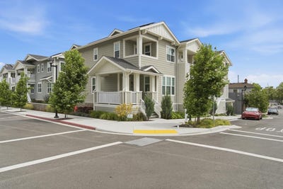 /international/us/888-broadway-belmont-ca-110109036217/