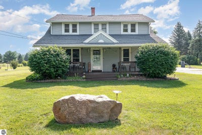 /international/us/8104-n-grafton-road-alma-mi-110100980517/