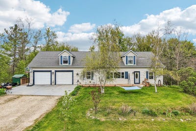 /international/us/5530-beaver-dam-rd-west-bend-wi-110108061518/