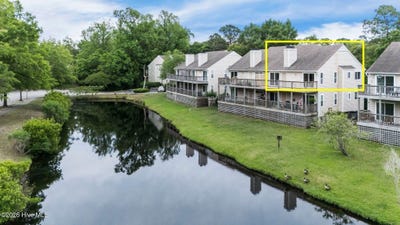 /international/us/5233-sundance-way-wilmington-nc-110108026427/