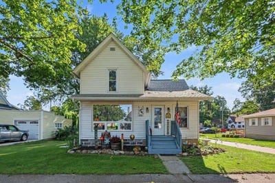 /international/us/812-6th-avenue-lake-odessa-mi-110119740860/
