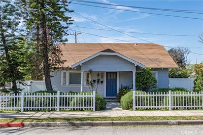 /international/us/709-s-magnolia-monrovia-ca-110106318760/