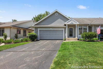 /international/us/1071-kensington-street-nw-grand-rapids-mi-110108441213/