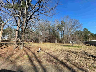 /international/us/college-st-fordyce-ar-110090357193/