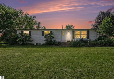 /international/us/2264-s-campbell-road-west-branch-mi-110119423916/