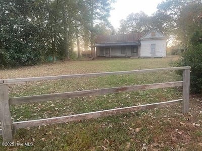 /international/us/1890-oneal-road-whitakers-nc-110103500903/