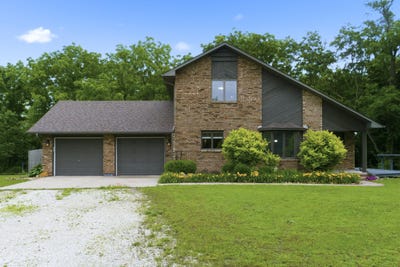 /international/us/4712-s-140th-road-bolivar-mo-110106603443/