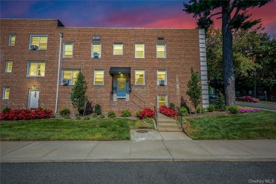 /international/us/24-edwards-street-roslyn-heights-ny-110110303346/