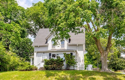 /international/us/317-20th-street-ames-ia-110108586696/