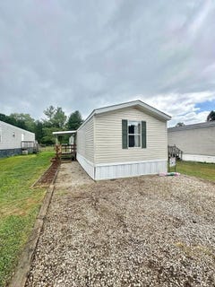 /international/us/1032-libby-ln-barboursville-wv-110102905652/