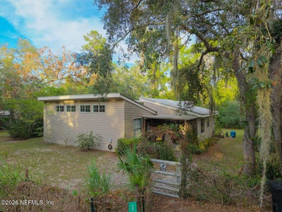 /international/us/112-pennsylvania-ave-satsuma-fl-110110380220/