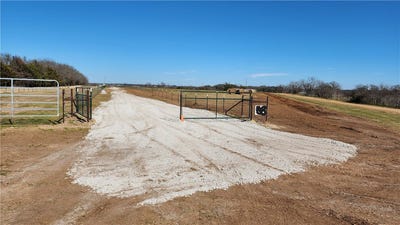 /international/us/nicole-lane-waco-tx-110099128414/