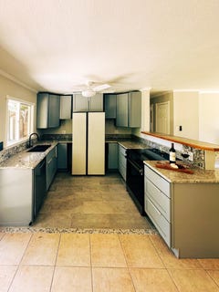 /international/us/89-kupalaiki-loop-kihei-hi-110100984402/