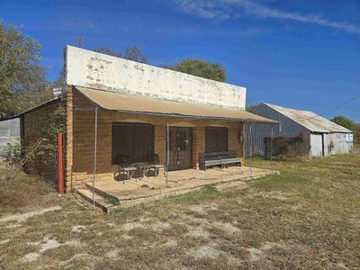 /international/us/117-w-cherokee-street-cherokee-tx-110103579460/