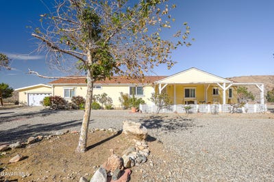 /international/us/29520-piani-road-pearblossom-ca-110103343059/