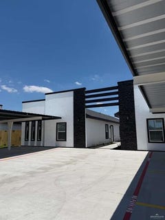/international/us/farrell-road-weslaco-tx-110105836107/