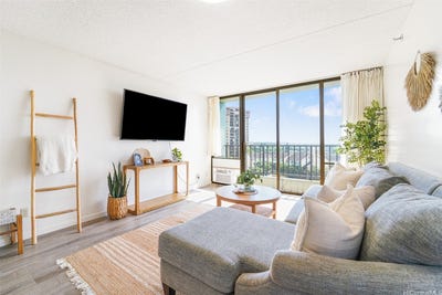 /international/us/98-402-koauka-loop-aiea-hi-110104903831/