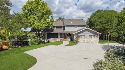 /international/us/701-e-oakland-hills-lane-kerrville-tx-110108333659/