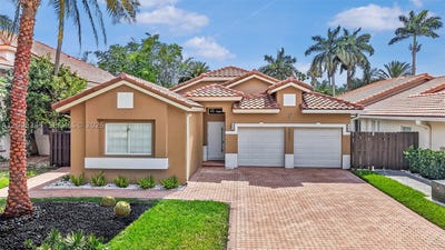 /international/us/5861-nw-109th-ct-doral-fl-110107610565/