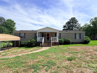/international/us/1796-deaton-drive-lancaster-sc-110108385568/