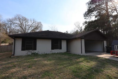 /international/us/102-honeysuckle-beckville-tx-110107453749/
