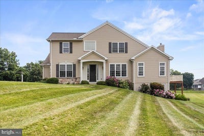 /international/us/427-carmella-drive-mechanicsburg-pa-110101304683/