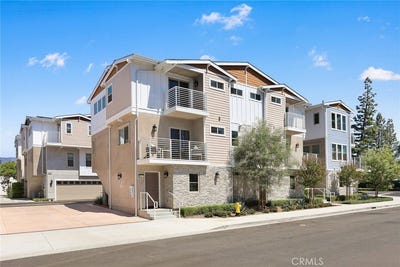 /international/us/2057-n-white-avenue-la-verne-ca-110120582387/