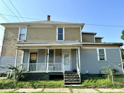 /international/us/802-1-2-mulberry-street-muncie-in-110101231056/