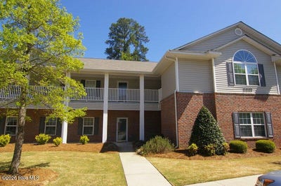 /international/us/2227-locksley-woods-drive-greenville-nc-110108490090/