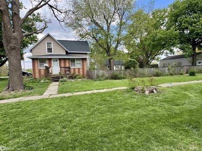 /international/us/606-n-fillmore-mount-ayr-ia-110107718578/