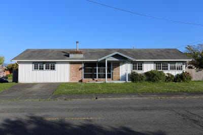 /international/us/3408-middlefield-lane-myrtletown-ca-110098882613/