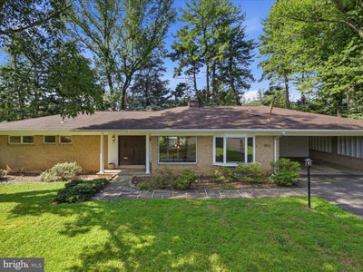 /international/us/6533-copa-court-falls-church-va-110109198327/