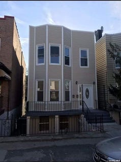 /international/us/1857-holland-avenue-bronx-ny-110110233309/
