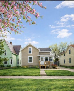 /international/us/330-grand-street-springport-mi-110106118881/