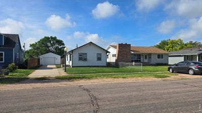/international/us/411-clark-st-sterling-co-110109833622/