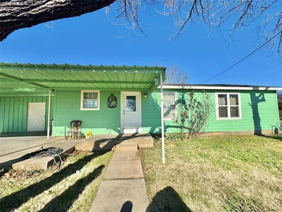 /international/us/238-s-8th-street-jacksboro-tx-110104956188/