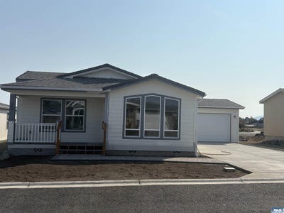 /international/us/886-n-rock-rose-ave-sequim-wa-110102099620/