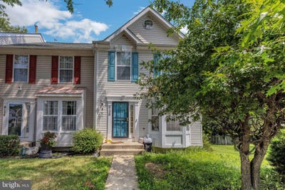 /international/us/6126-cedar-post-drive-district-heights-md-110101219293/