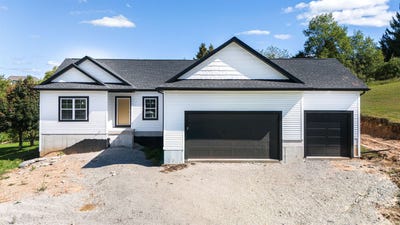 /international/us/209-stonehill-court-ripon-wi-110107277974/