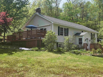 /international/us/313-south-pine-banks-road-putney-vt-110106815631/