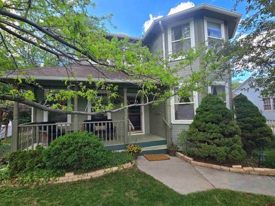 /international/us/1227-s-2nd-street-montrose-co-110108299363/