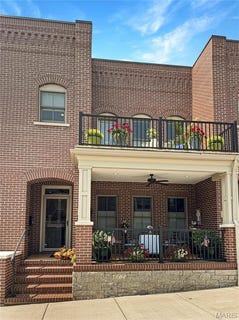 /international/us/12-e-main-street-washington-mo-110100025520/