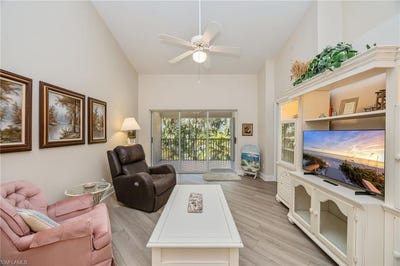 /international/us/20790-country-creek-dr-estero-fl-110105520622/