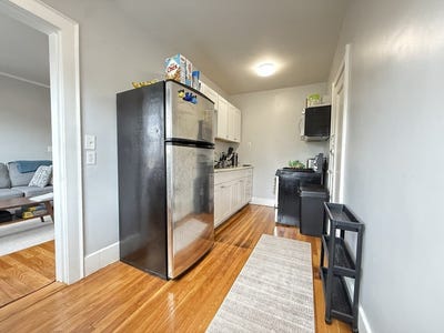 /international/us/20-concord-ave-cambridge-ma-110107441670/