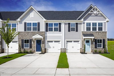 /international/us/421-moose-meadow-way-youngsville-nc-110104109412/