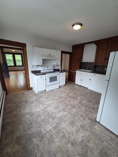 /international/us/267-main-street-littleton-nh-110108978758/