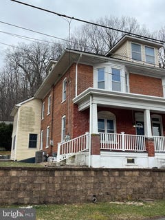 /international/us/5-ehst-road-bechtelsville-pa-110107406279/